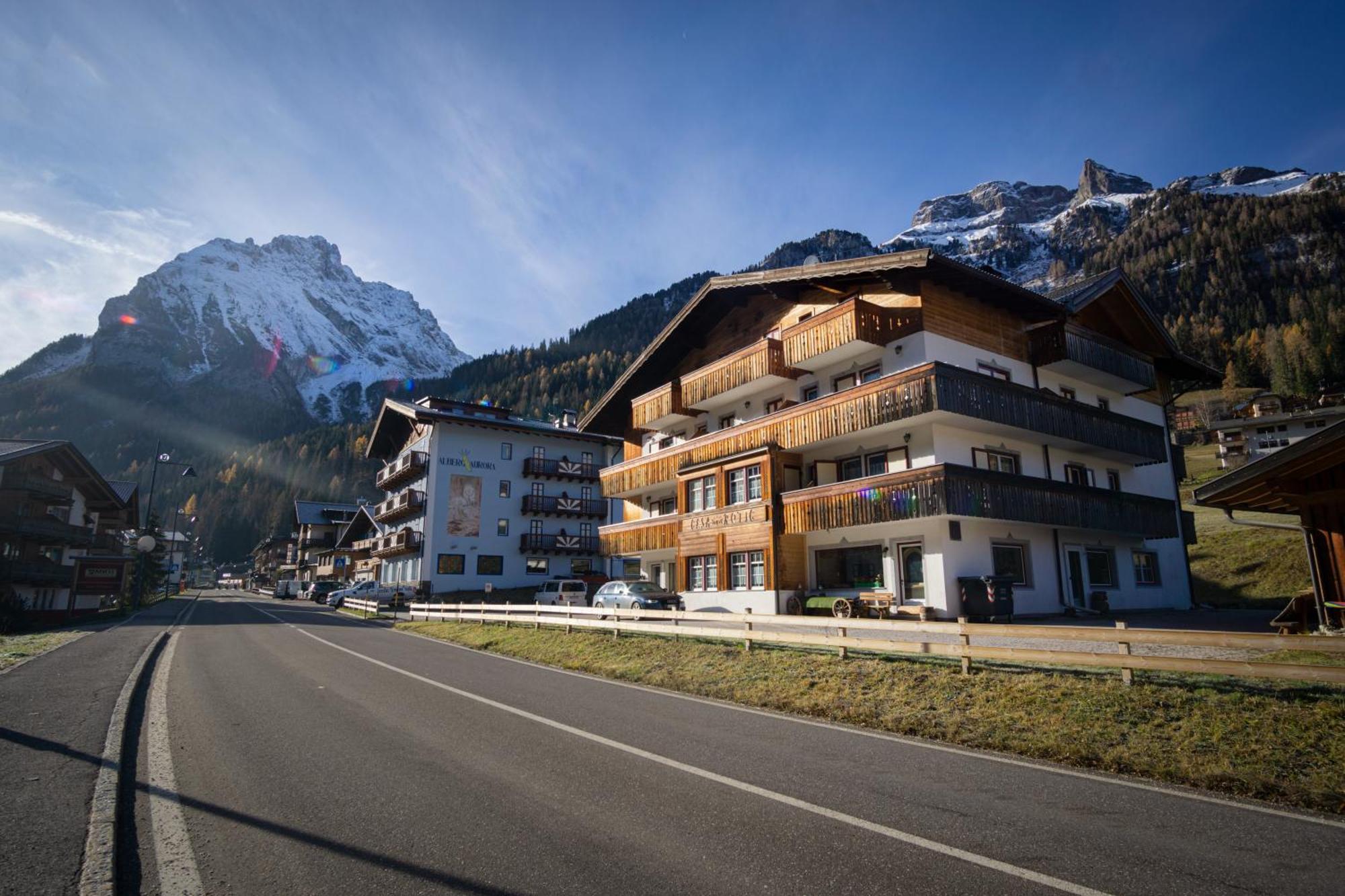 Cesa Rotic Hotel Val Di Fassa Buitenkant foto
